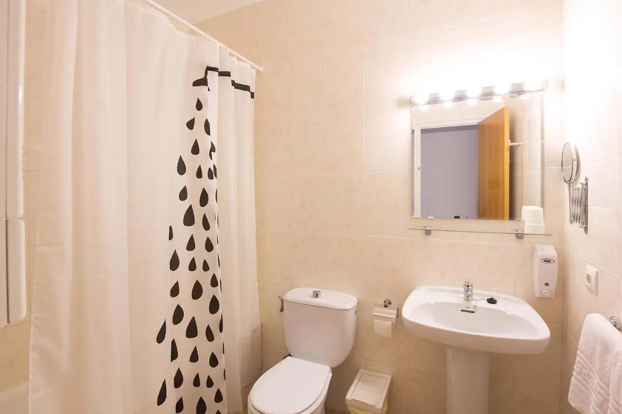קאלה אן בלאנס Nuvolet Apartaments 0*, קאלה אן בלאנס